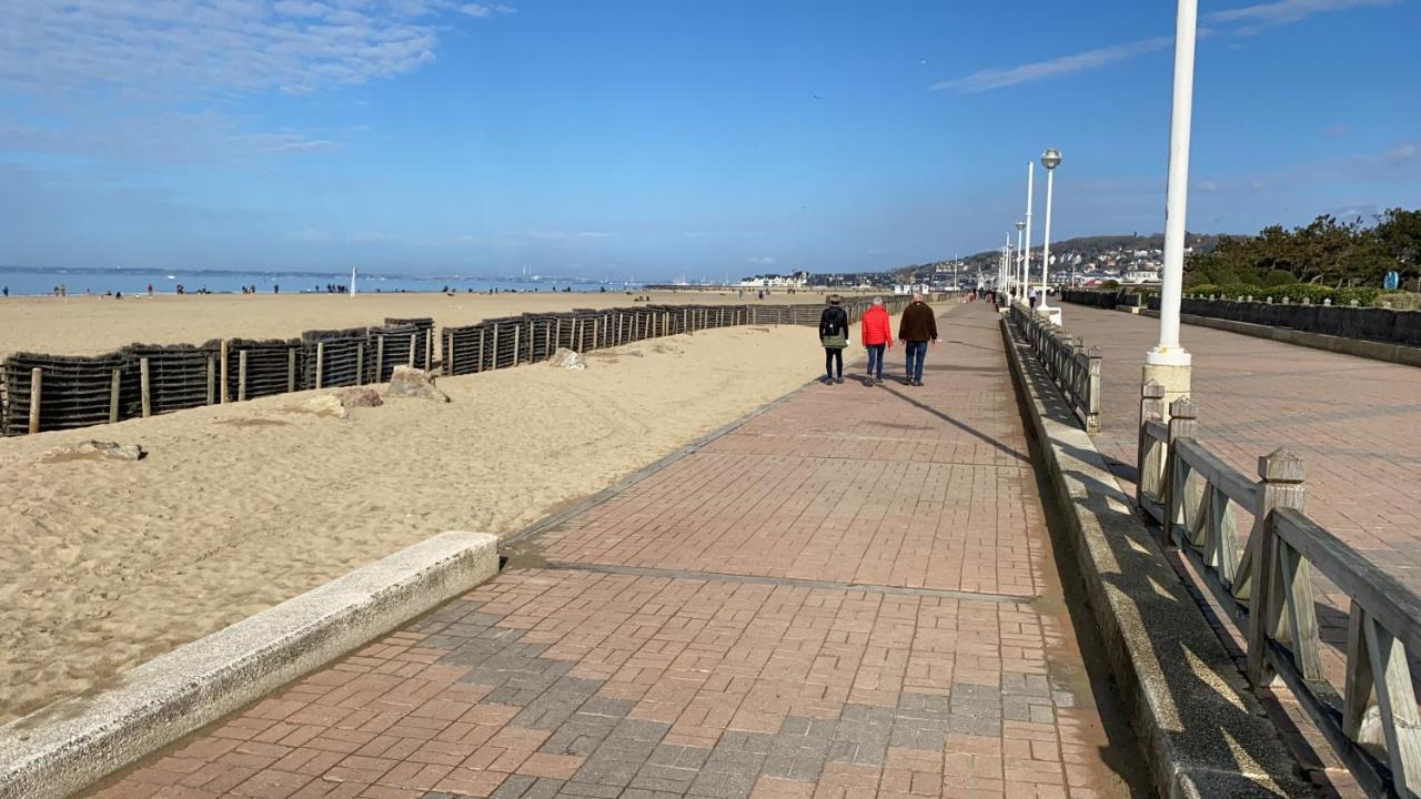 Magnifique Appart Standing Face Mer Centre A Pied Apartment Deauville Exterior foto